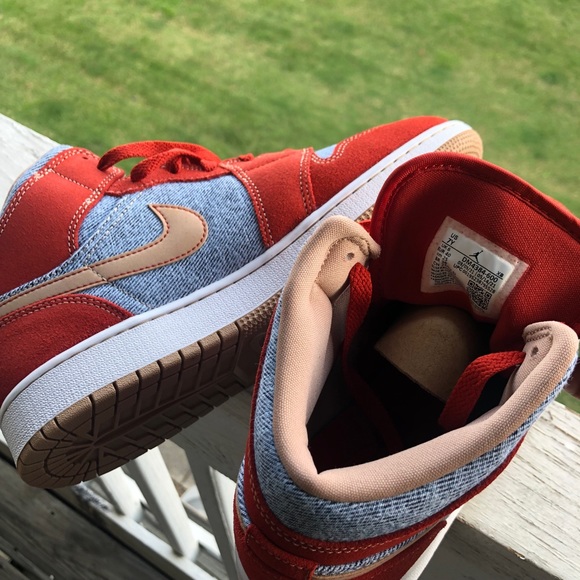 Air Jordan 1 Mid - “Denim Red” - Picture 8 of 11
